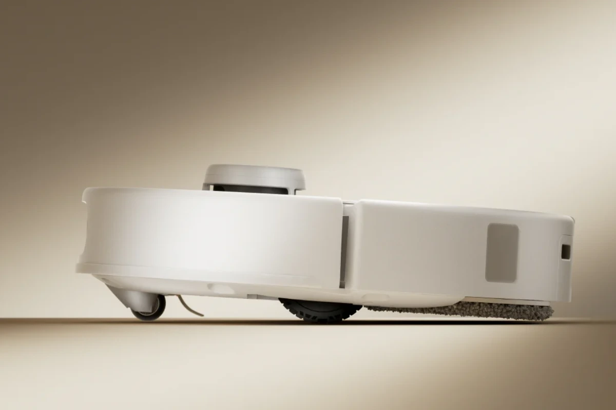 Roborock Qrevo Curv løfter sig