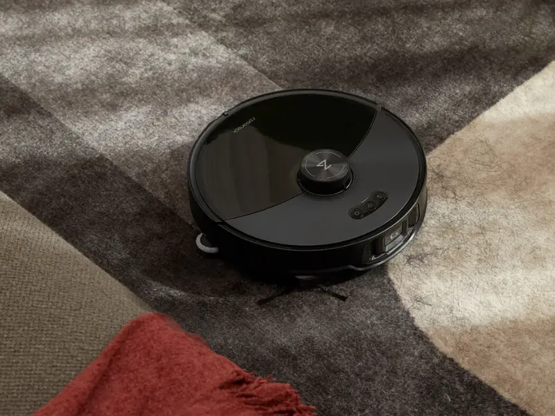 Roborock S8 MaxV Ultra fjerner hundehår