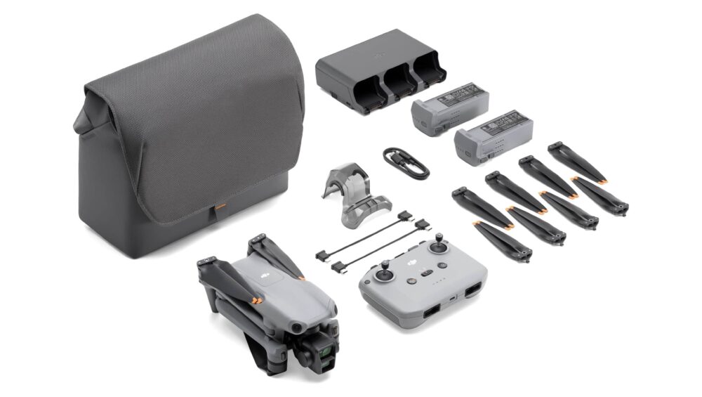 DJI Air 3 Fly More Combo (DJI RC-N2) + GRATIS 2 stk. valgfri bøger om droner