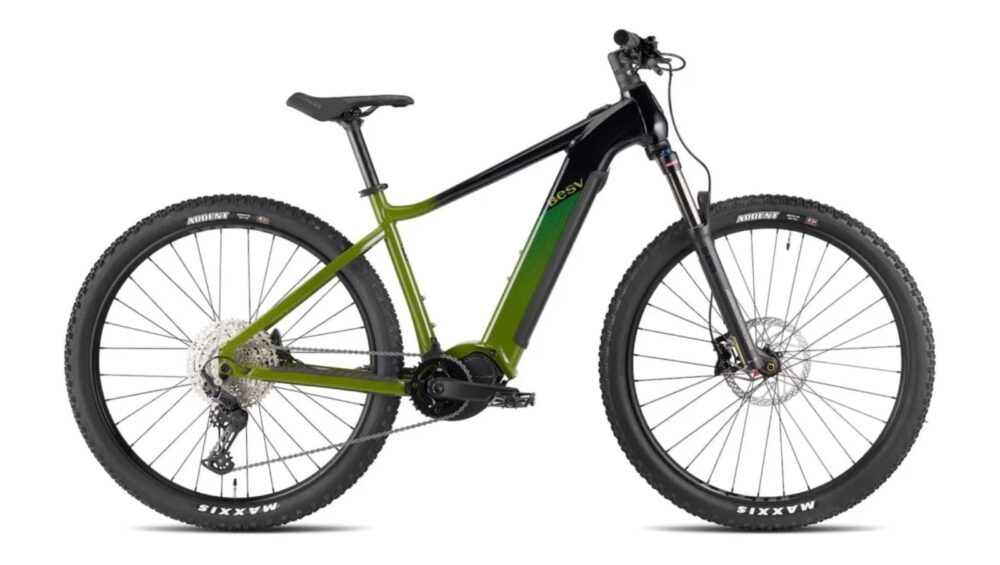 BESV TRX 1.1 MY23 Step Over 425 Lille E-cykel Trail Khaki Med Nat Sort